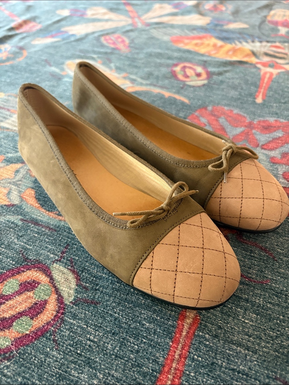 French Sole London Two-Tone Quilted Cap-Toe Ballet Flats - Olive & Tan 40